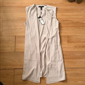 BCBGMaxAzria Light Beige Open-Front Vest